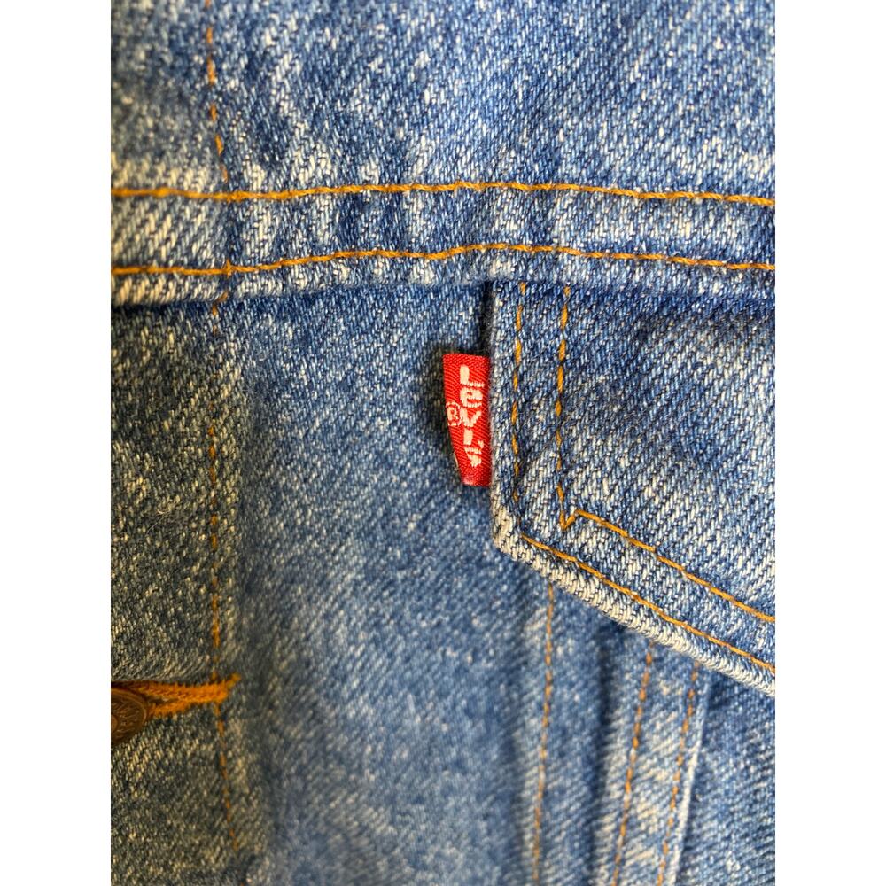Levi’s Denim Jean Trucker Jacket Sz XXL Men’s Unisex Buttons Med Blue Classic - Picture 5 of 10